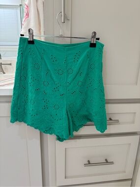 Draper James RSVP Eyelet Scallop Hem Women's Shorts
